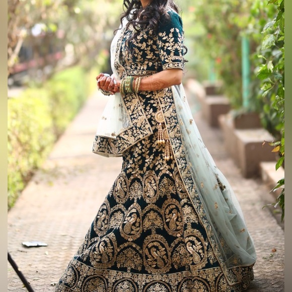 Emerald green Designer velvet reception lengha from Mindhal - Picture 3 of 5